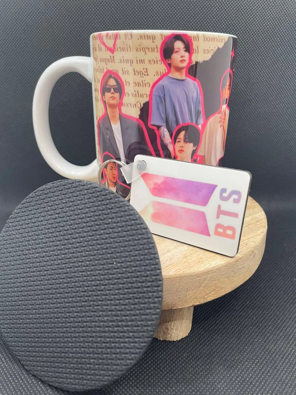 🎁 Coffret Mug – Mug + Porte-clés + Dessous de Tasse – BTS 💜 – photo 2